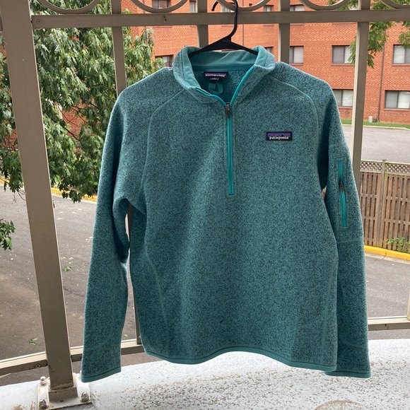 Patagonia Quarter Zip! - Picture 2 of 6